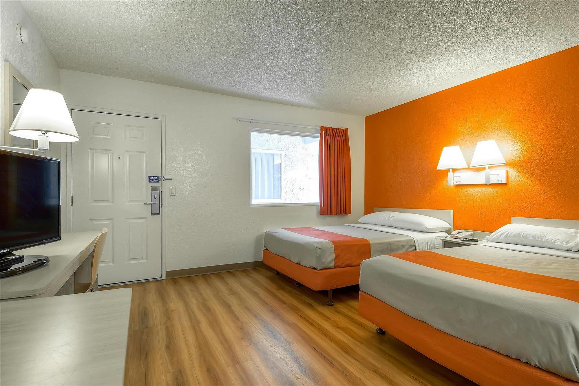Motel 6-Norwalk, Ca - Los Angeles Exterior foto